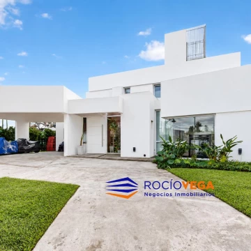 1790709869.jpg