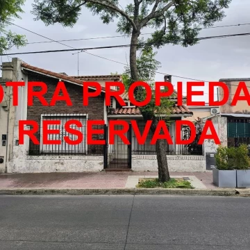 Casa Venta en 3 de Febrero  San Fernando 400