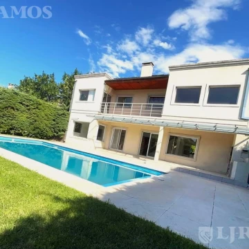 CASA EN VENTA BENAVIDEZ GREENS APTO CREDITO. LOTE INTERNO.