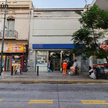 Local en Liniers