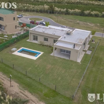 Casa en El Naudir MB