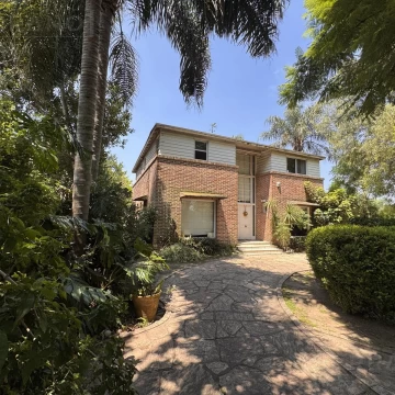 Venta casa, 3 dormitorios, gran parque, piscina. Triangulo de Don Torcuato. Tigre
