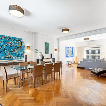 DEPARTAMENTO EN RECOLETA CON TERRAZA PRIVADA Y PARRILLA | COCHERA + BAULERA