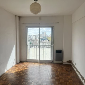 Departamento en Venta 2 Ambientes en Balvanera Super Luminoso