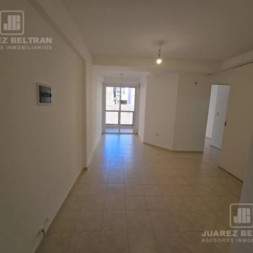 Depto 1 dormitorio. Contrafrente. Luminoso. Piso Alto.