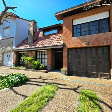 Venta Casa 6 Ambientes, Centro, Miramar