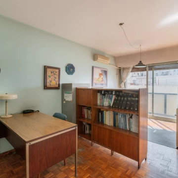 Venta departamento 2 ambientes, oficina y/o vivienda. San Nicolas