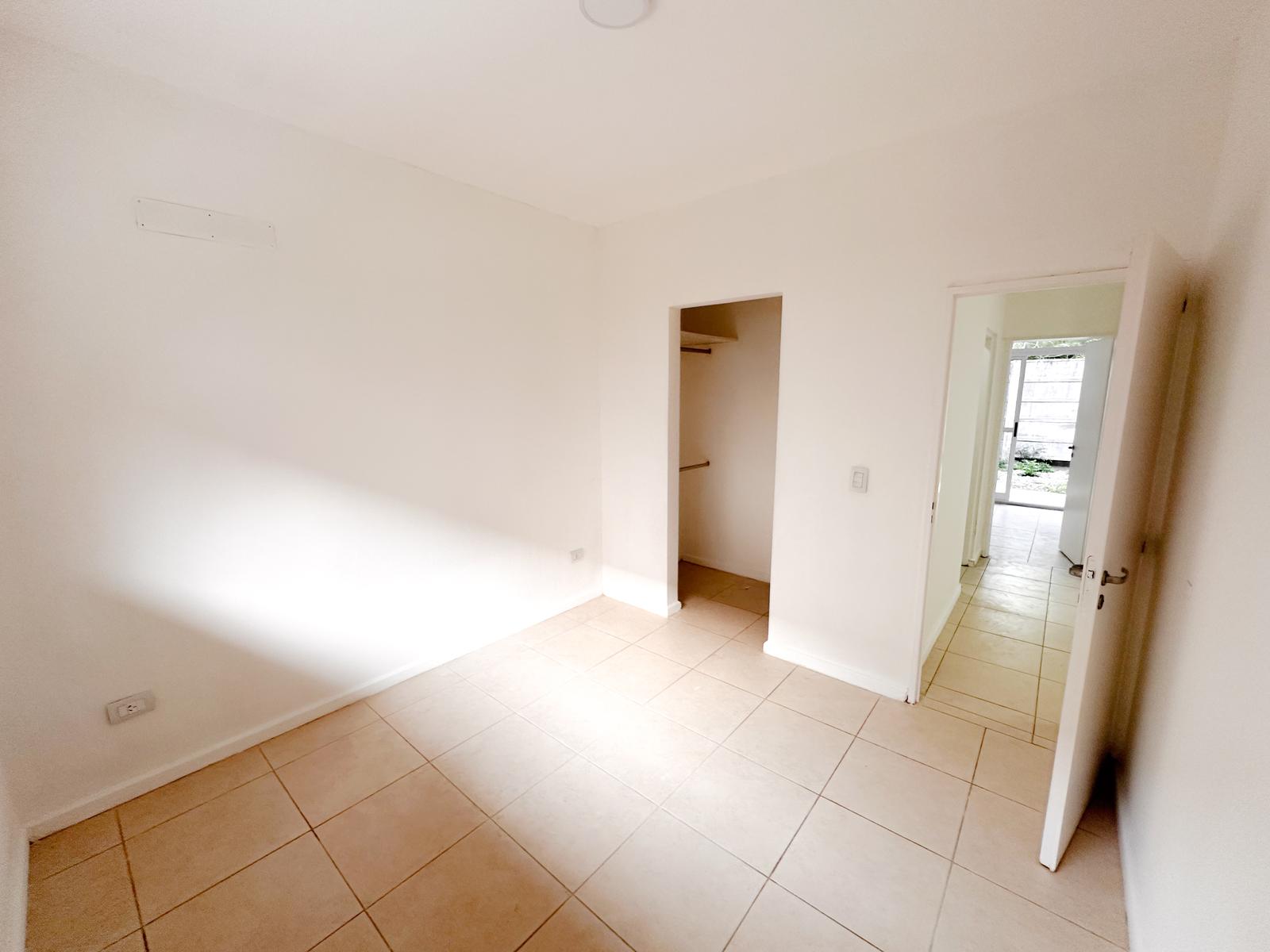 Habitacion con vestidor