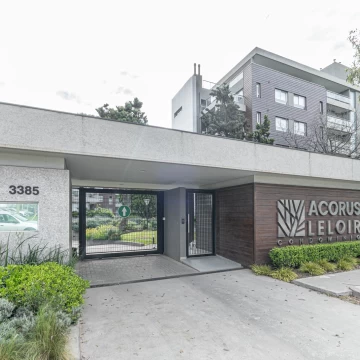 Venta departamento 3 ambientes con cochera en Villa Udaondo