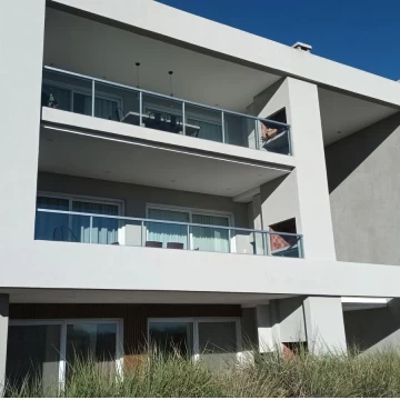 Departamento 3 amb. Townhouse. Pilara