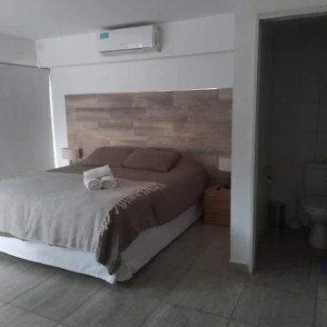 1790796258.jpg