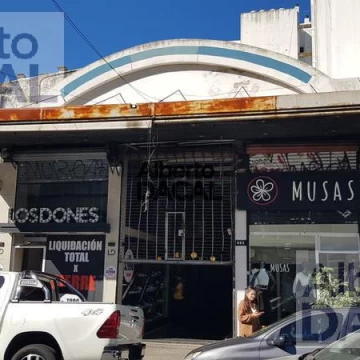 Local - La Plata