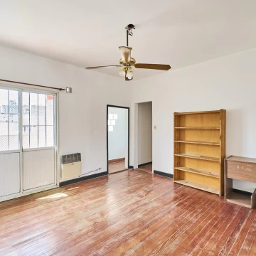 Venta | Departamento 3/4 ambientes | Muy luminoso | Balvanera