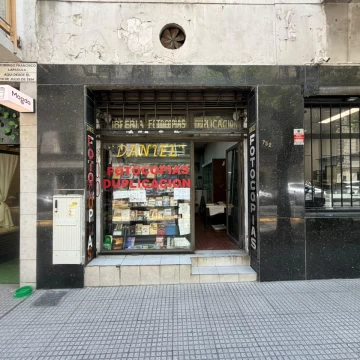 Local en Uriburu 752 - Superficie 60 m²