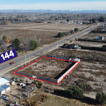 Terreno de 7.500 m2 en Av. H. Yrigoyen a Mtrs de El Toledano, San Rafael | Cumbrein