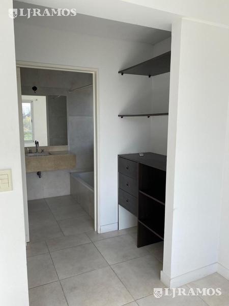 10 -VESTIDOR