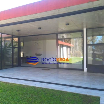 1790861086.jpg