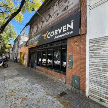 Local en venta amplio ideal para zona comercial.