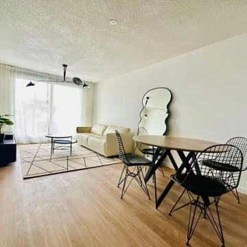 Venta apartamento dos dormitorios con terraza en Buceo