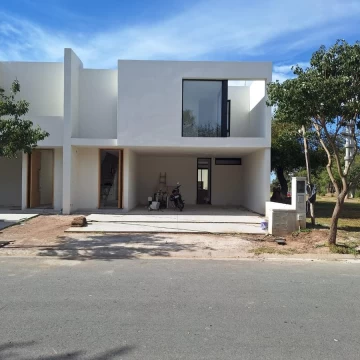 Duplex en venta La Luisita