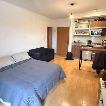 Vende Monoambiente con balcon en Caballito full amenities