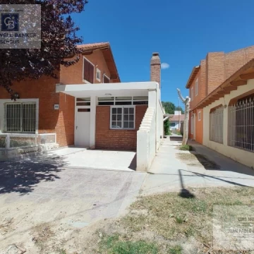 CASA EN LAS GRUTAS