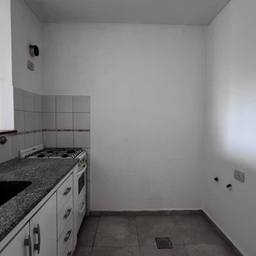 1790886255.jpg