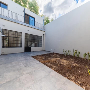 Venta casa reformada 3 dormitorios 3 baños Jardín 