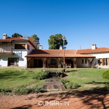Imponente casona en venta en Cuadro Nacional sobre Av. Mitre - San Rafael