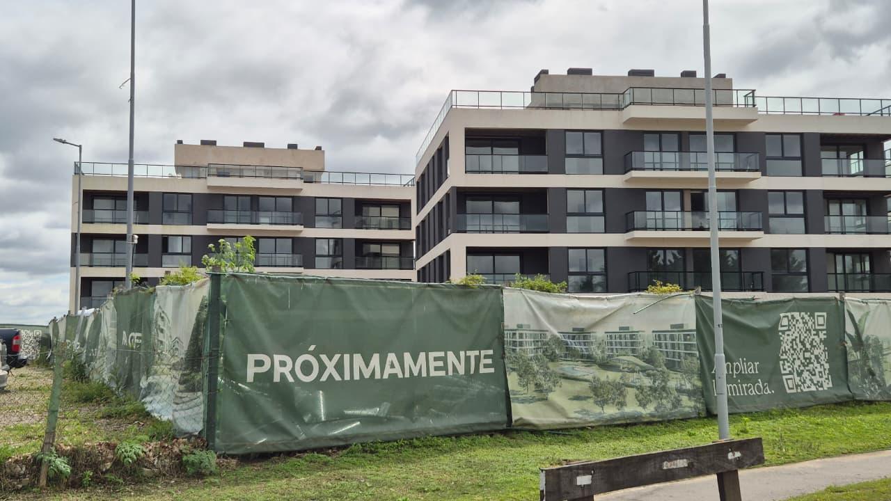 Departamentos 3 ambientes con amenities y garage en GOLF Canton - Principal