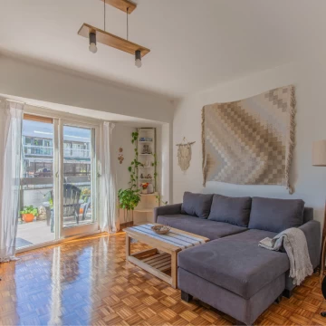 Venta - Dos ambientes con balcón Aterrazado y Baulera - Recoleta / Palermo