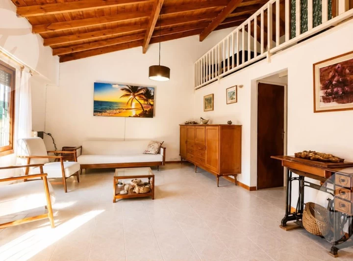 Oportunidad/Rebajado! Chalet PH 4 Ambientes Villa Gesell Usd70.000 Antes usd79.000 Se Acepta Permuta