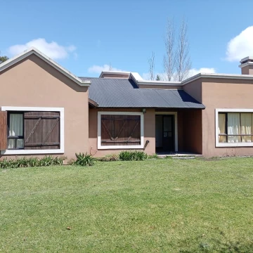 Casa ARROYO DULCE