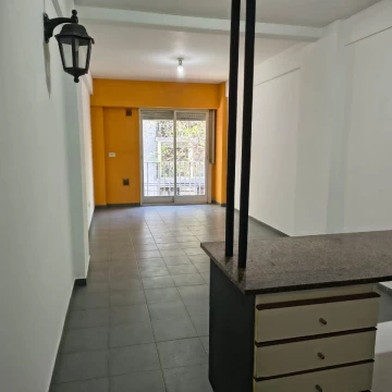 Departamento ALQUILER MONOAMBIENTE LUMINOSO