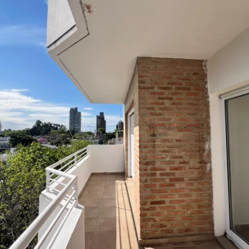 Alquiler  Departamento Rosario 1 dormitorio Arroyito Balcón al frente Ventilación cruzada