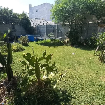 VENTA Casa 4 ambientes Troncos Del Talar