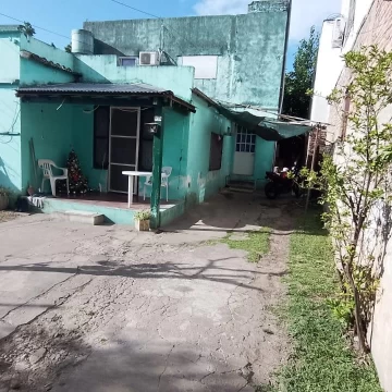 VENTA Casa 3 AMBIENTES + deptos Tigre