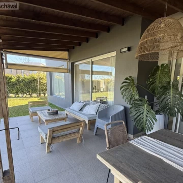 Casa en venta en  San Gabriel - Villa Nueva