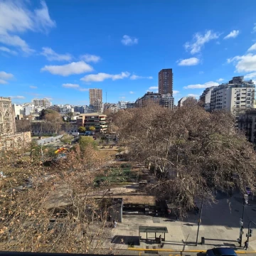 Departamento en Venta con vista abierta a la plaza Las Heras