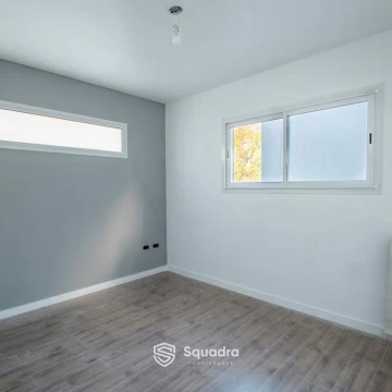 1790971942.jpg