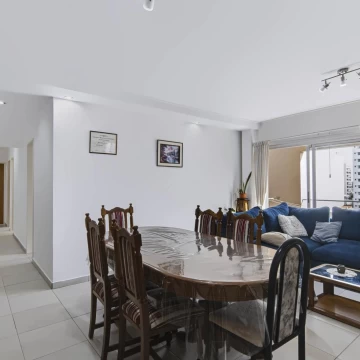 Departamento en venta, 3 dormitorios, cochera y terraza privada