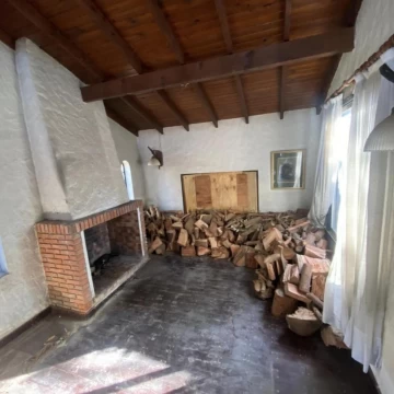 Casa en venta a reciclar 5 amb en Campo Chico