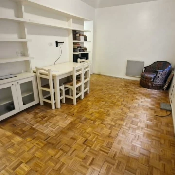 Venta Departamento de Tres Ambientes Retiro