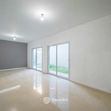 1790975533.jpg