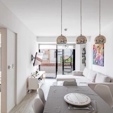 3 ambientes. Terraza. Balcon. Cochera doble. Apto Crédito.