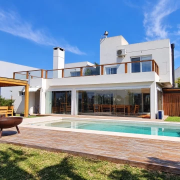 Casa al Agua Laguna en Alq. Temporario en San Francisco, Villanueva, Tigre
