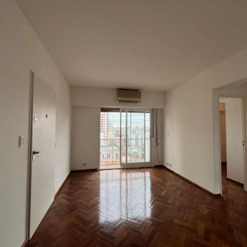 3 amb - luminoso en piso 10 - Belgrano 