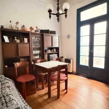 VENTA PH 4 AMBIENTES SIN EXPENSAS, ALMAGRO