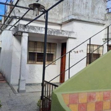 PH 4 ambientes en venta en Temperley - Apto crédito