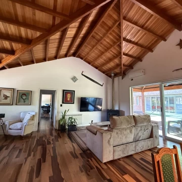 Casa de 3 dormitorios en alquiler temporario en Rosario - Fisherton